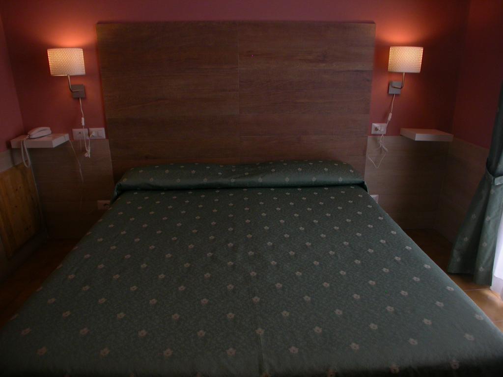 Hotel Il Roscio Attigliano Habitación foto