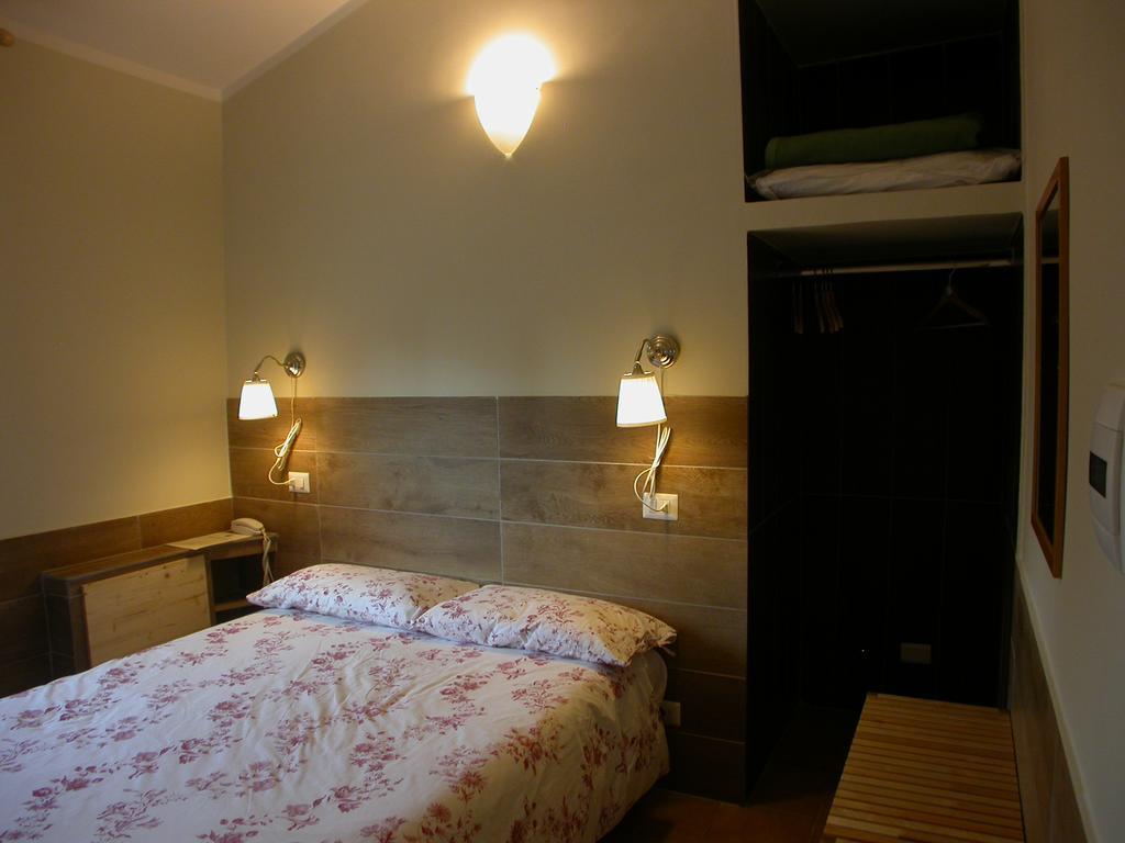Hotel Il Roscio Attigliano Exterior foto